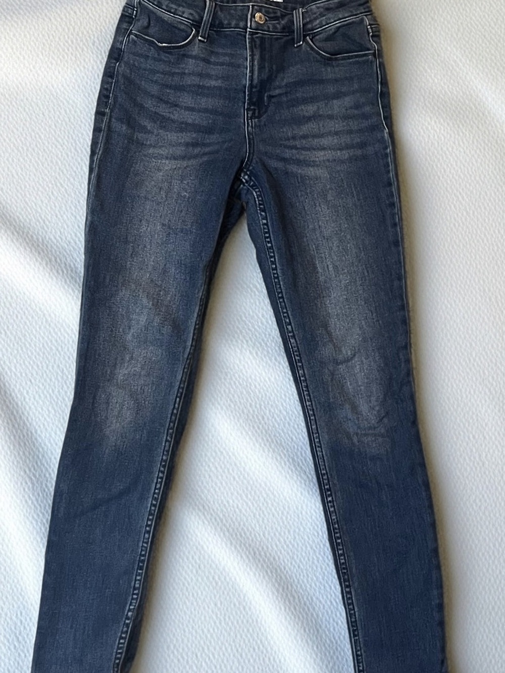 Old Navy Women's Skinny Jeans in Dark Blue Wash